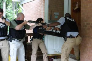 Congress Quietly Passed a Bill Allowing Warrantless Searches of Homes—Only 1% Opposed It Global Research - Centre for Research on Globalization