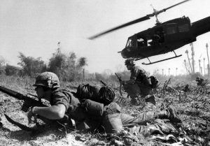 Pilger Criticizes Ken Burns’s ‘The Vietnam War’ – Consortiumnews
