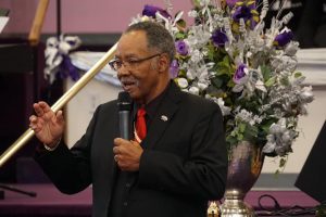 Virginia pastor who held packed church service dies of coronavirus