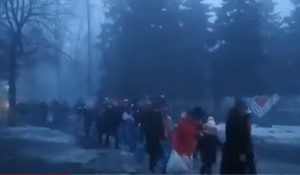 Videos and sounds of war in Ukraine: AIR Raid Sirens going off in Central Donetsk; Evacuations of women, children and elders ordered - Strange Sounds