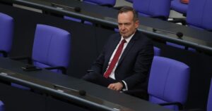 German minister threatens ‘indefinite driving bans’ on weekends – POLITICO