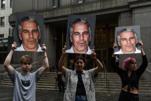 "I saw him shape-shift- in the bedroom" &mdash; Jeffrey Epstein's alleged victim Juliette Bryant compares late s*x offender to a "devil"